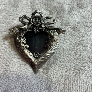 Heart-Shaped Ornate Silver-Tone Brooch with Floral Bow